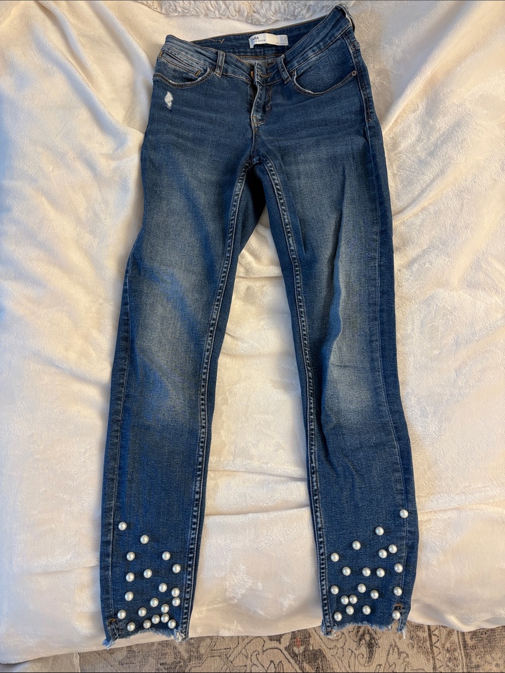 Zara Dark Blue Cropped Skinny Jeans with Pearl Hem *read description